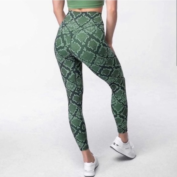 Balance Athletica Pants & Jumpsuits Balance Athletica Viper Ascend